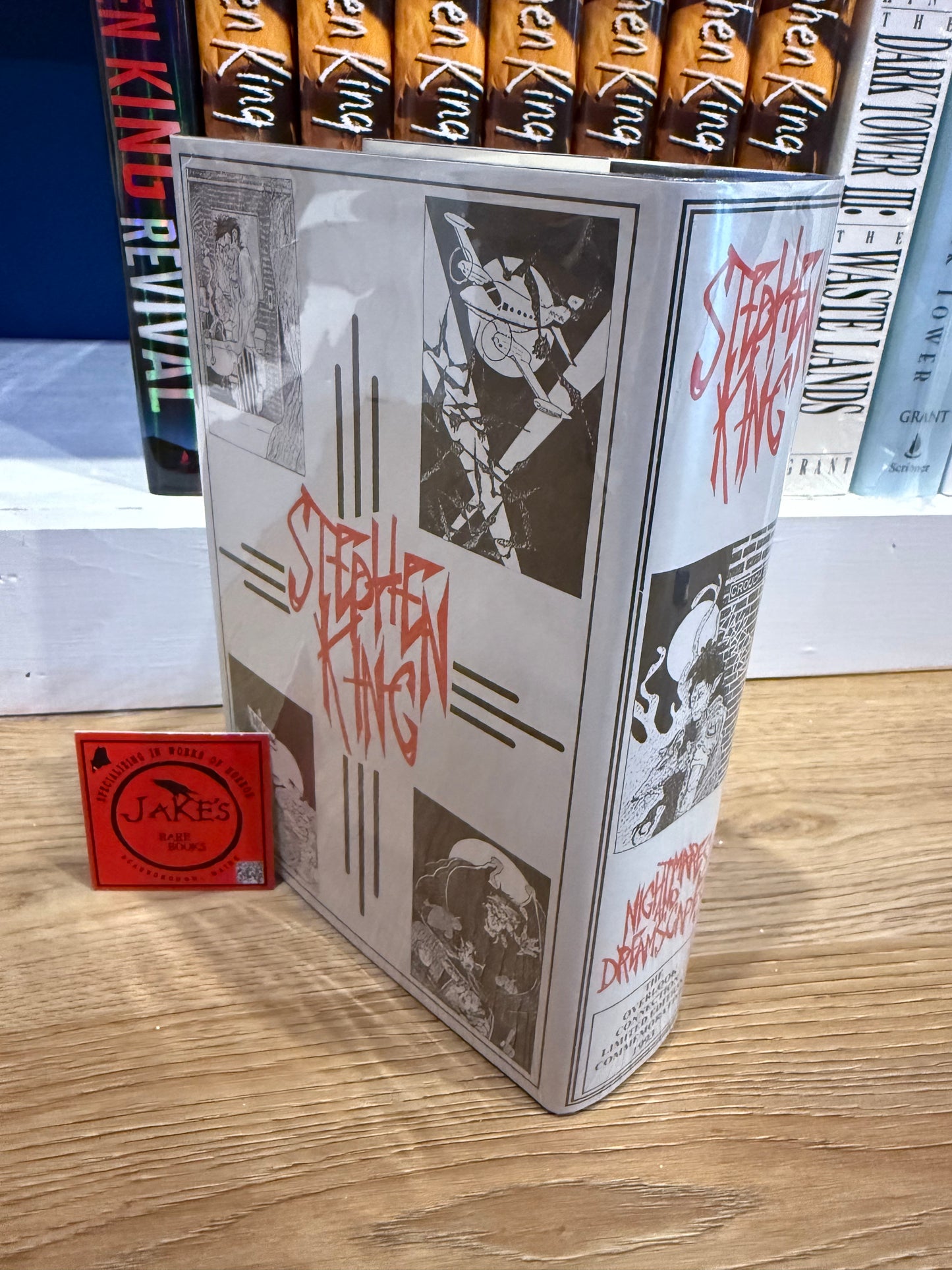 Stephen King, Nightmares and Dreamscapes, in Overlook Connection Limited Edition Dustjacket