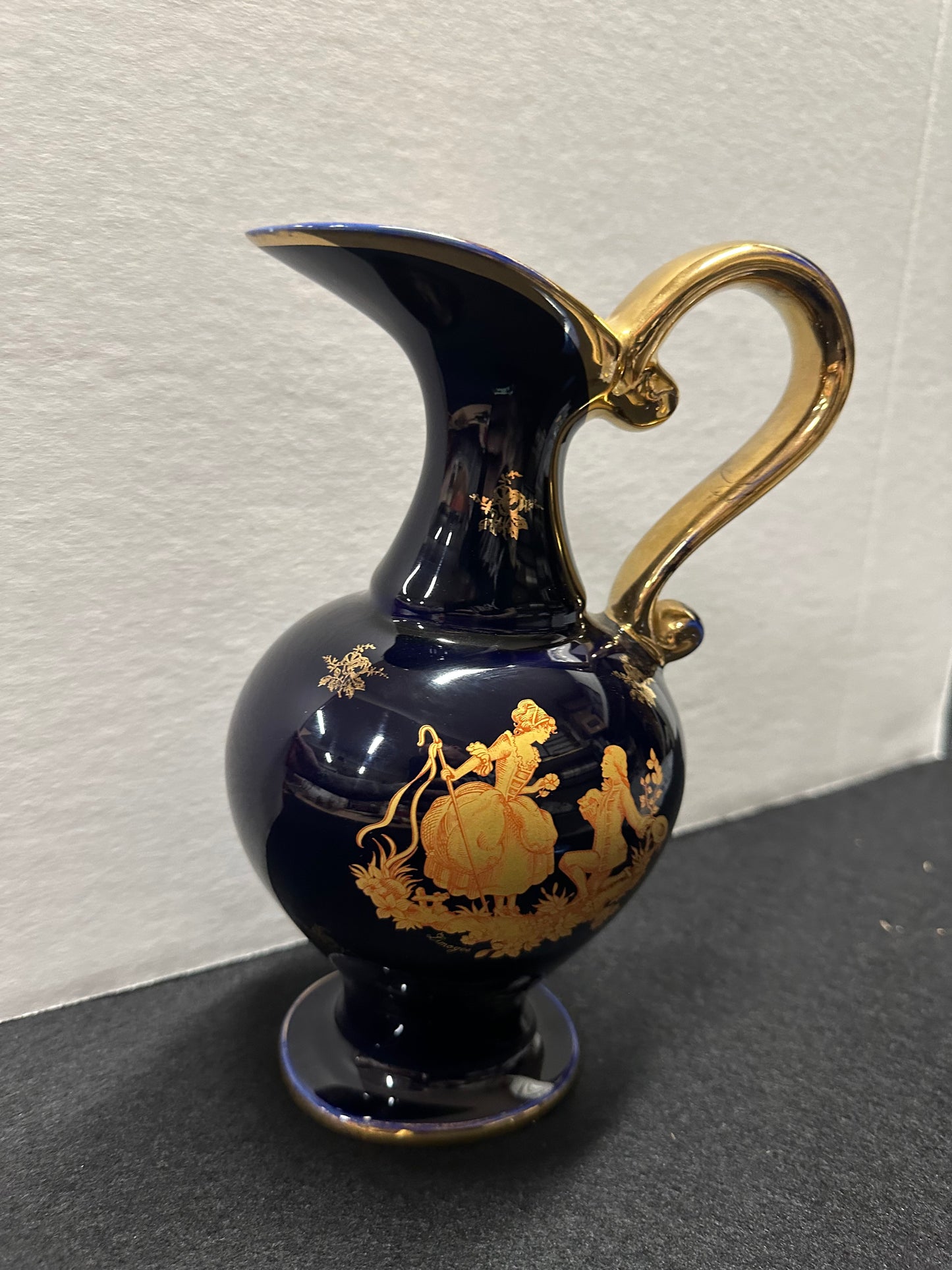Salem’s Lot, Antique Vase, Screen Used, Max 2024 Production