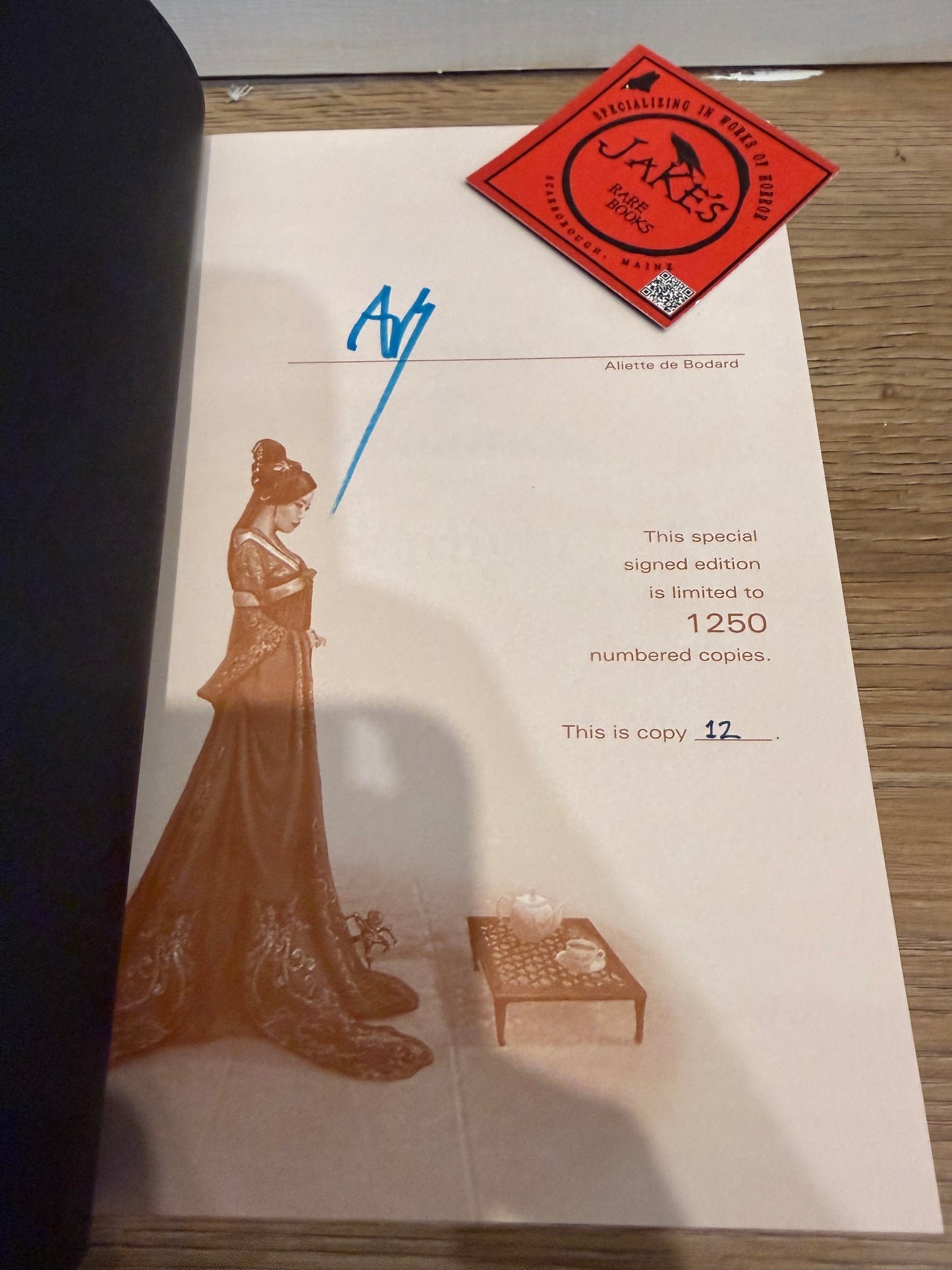 Aliette de Bodard, Of Wars, Memories, and Starlight, Signed/Limited #12, Subterranean Press
