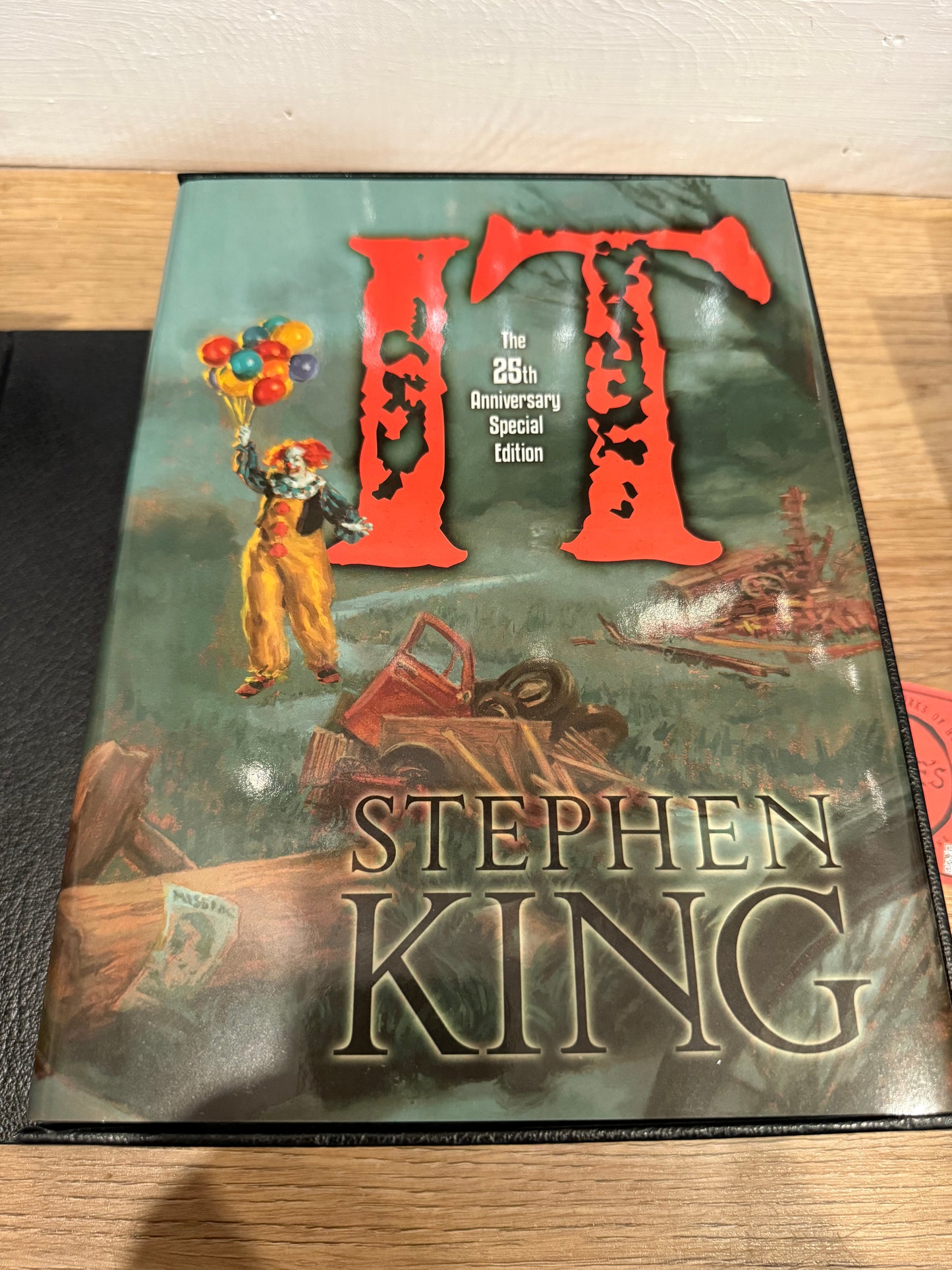Stephen King, IT, Signed/Limited Publisher’s
