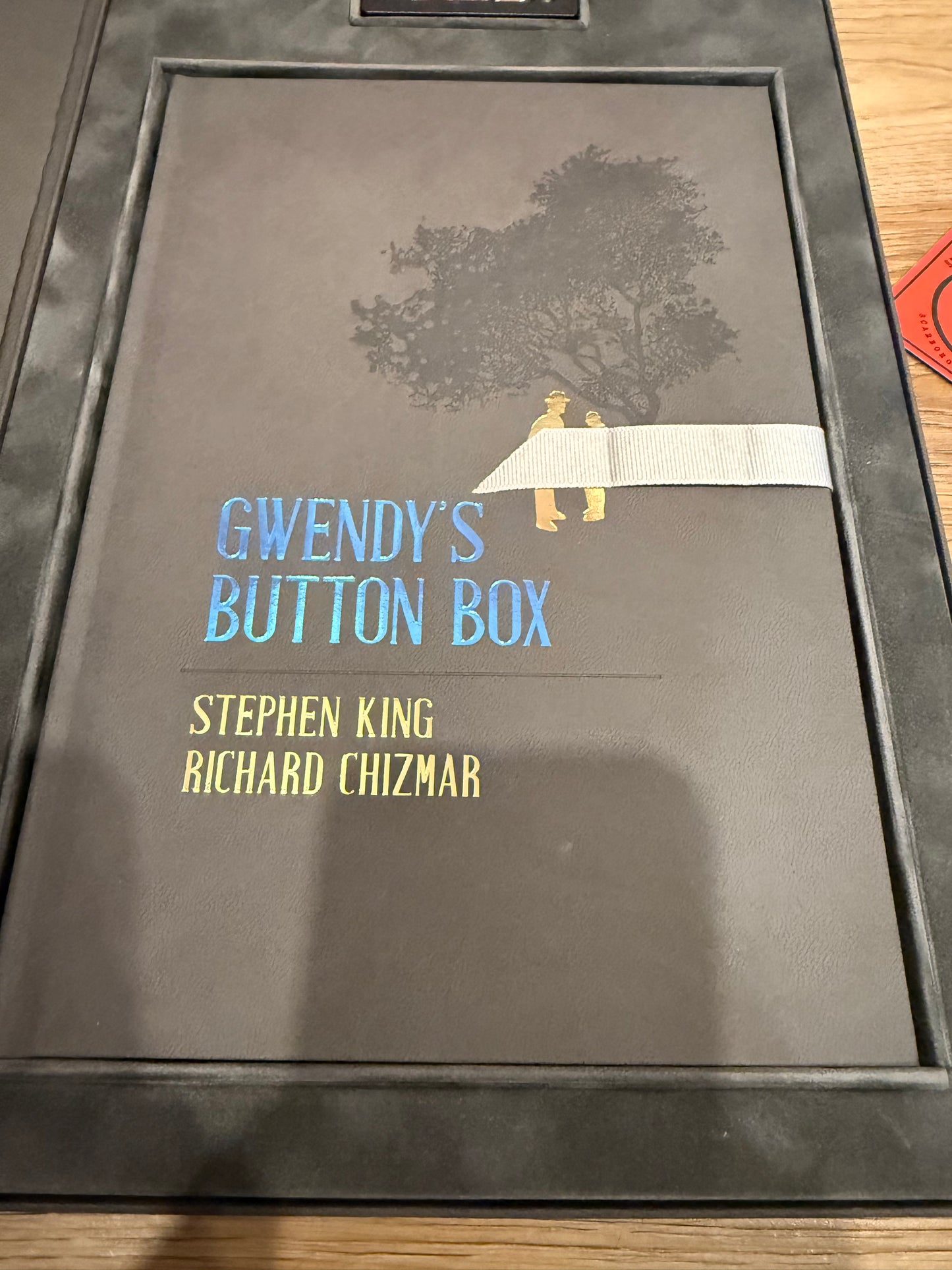 Stephen King, Gwendy’s Button Box, Signed/Limited #304, Cemetery Dance