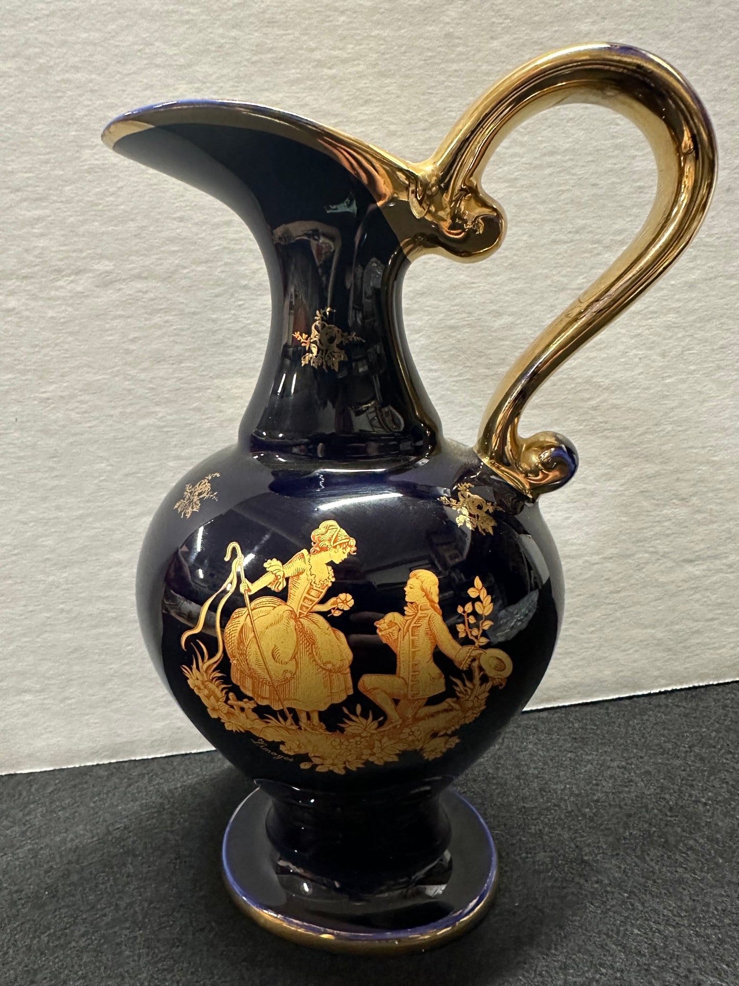 Salem’s Lot, Antique Vase, Screen Used, Max 2024 Production