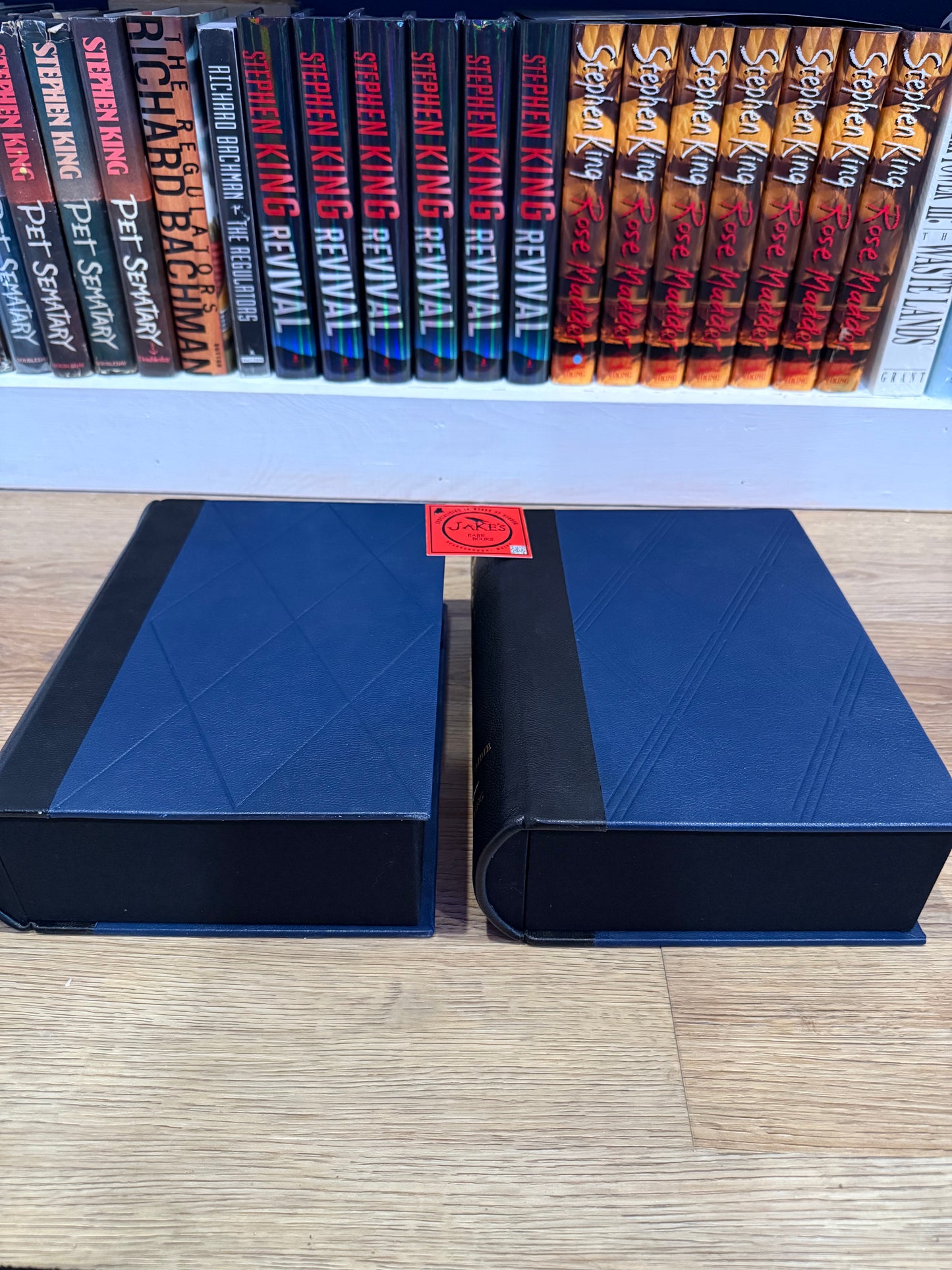 Joe Abercrombie, First Law Books 1-2, Letter M, Curious King