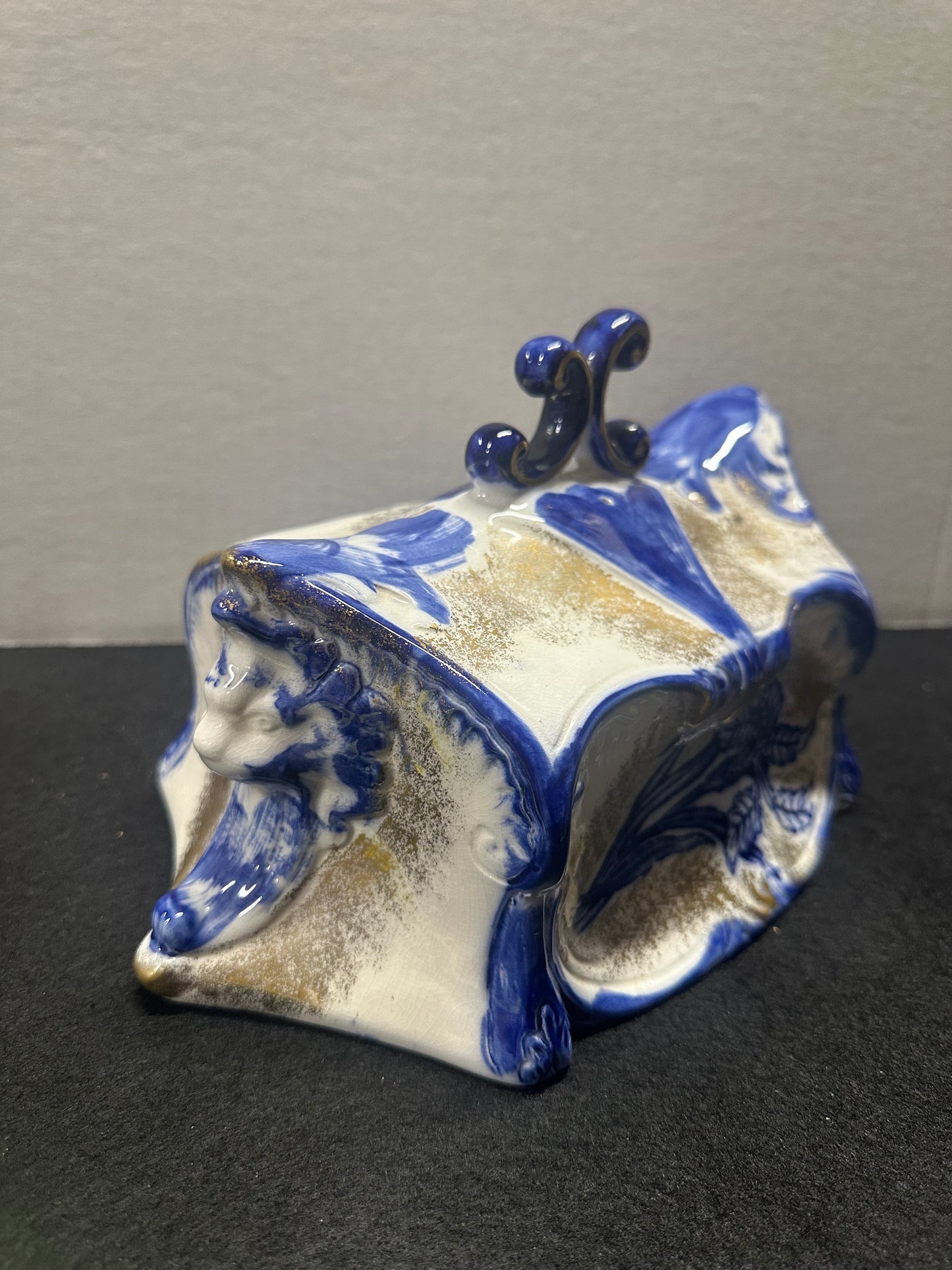Stephen King, Salem’s Lot, Screen Used Antique Ceramic Box