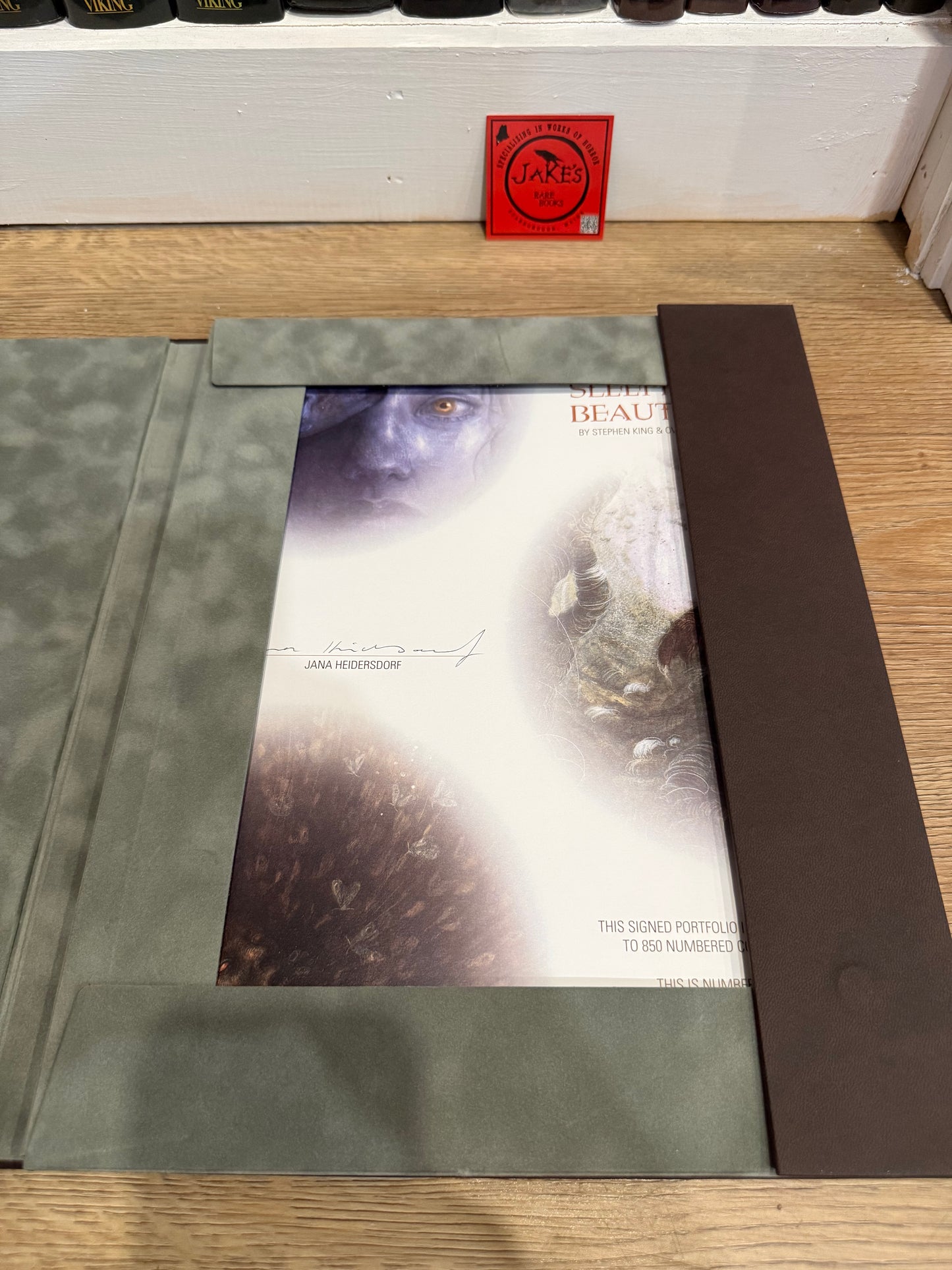 Stephen King, Sleeping Beauties, Signed Limited #654 with Matching Art Portfolio, Cemetery Dance