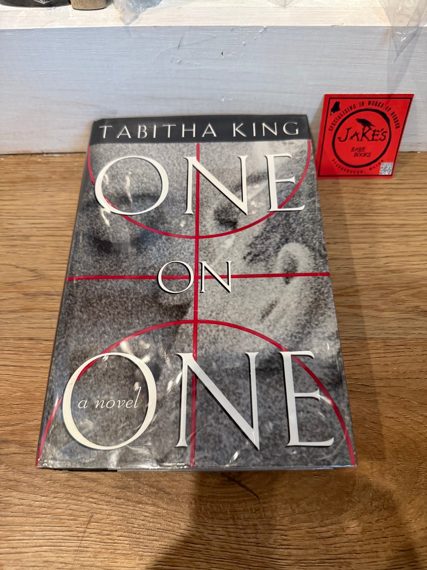Tabitha King, One on One, First Edition, MacMillan Publishing
