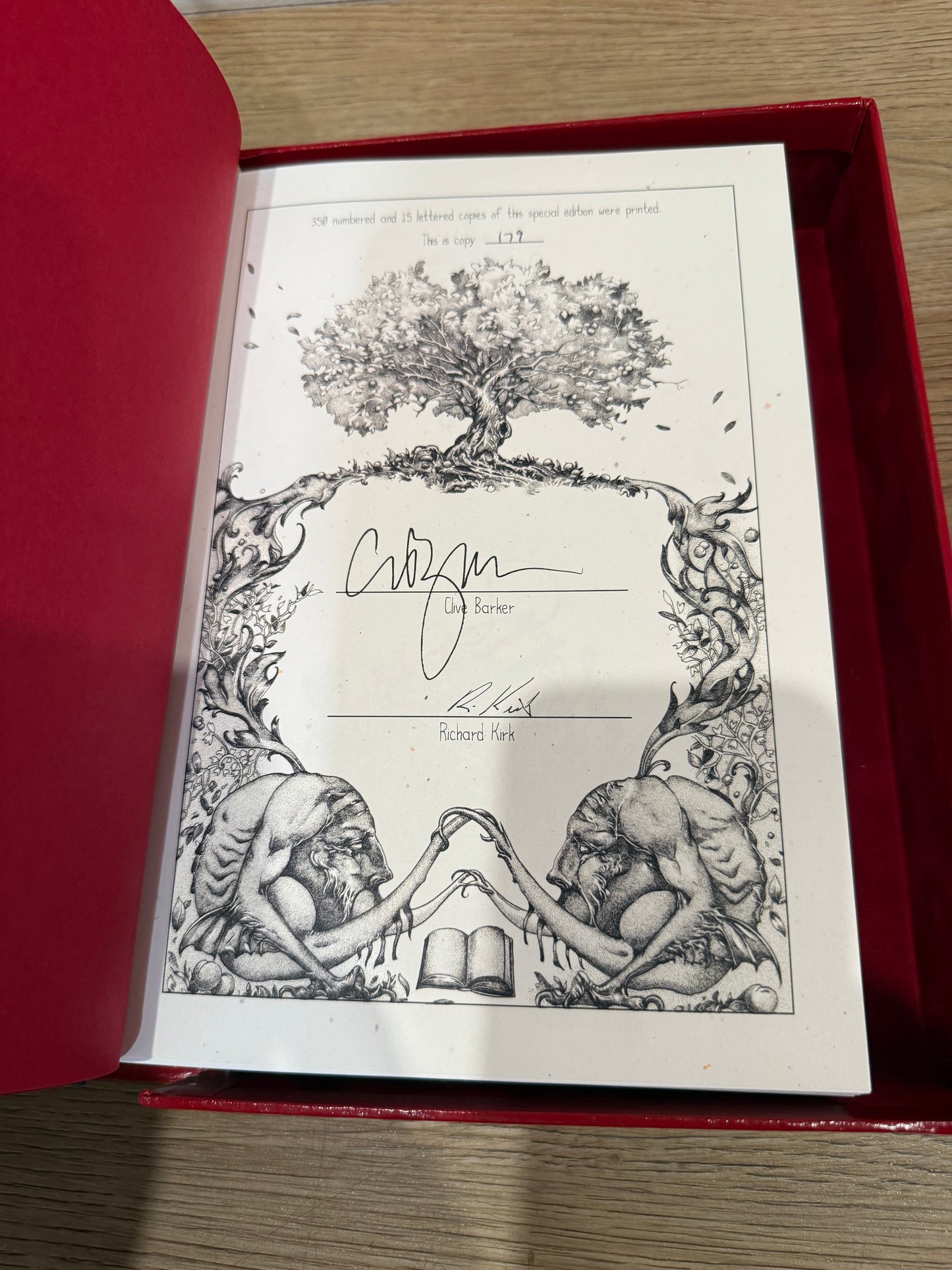 Clive Barker, Weaveworld, Signed/Limited #179, Earthling Press